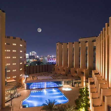 Grand Millennium Al Seef Basra Exterior foto