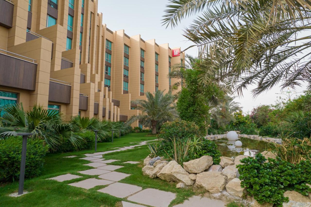 Grand Millennium Al Seef Basra Exterior foto